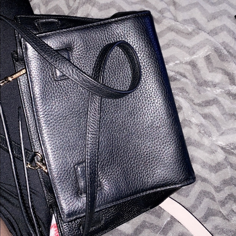 MK purse - Picture 3 of 3